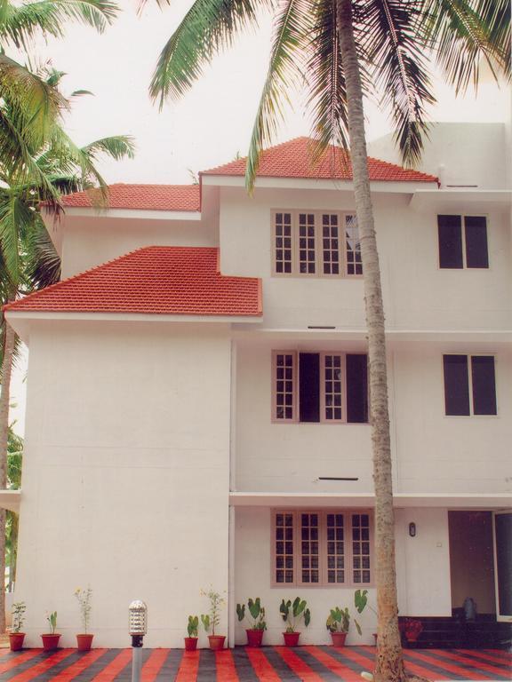Indeevaram Apartments Kovalam Rum bild